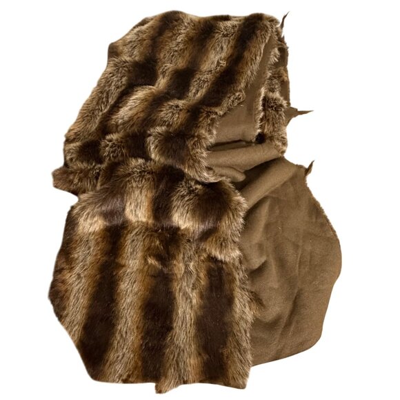 Vintage Brown Faux Fur Fleece Backing Fabric, Valance, Throw/Blanket 189"x21" - Picture 4 of 7